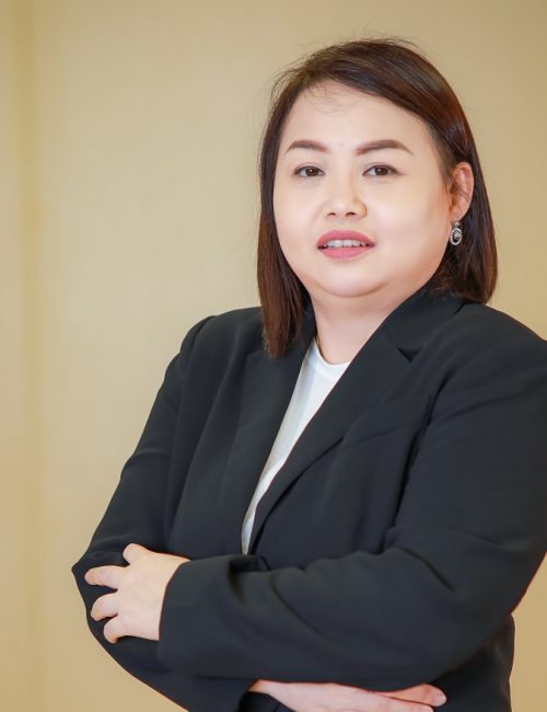 IMG_5813_003225_รุ่งกานต์ 01